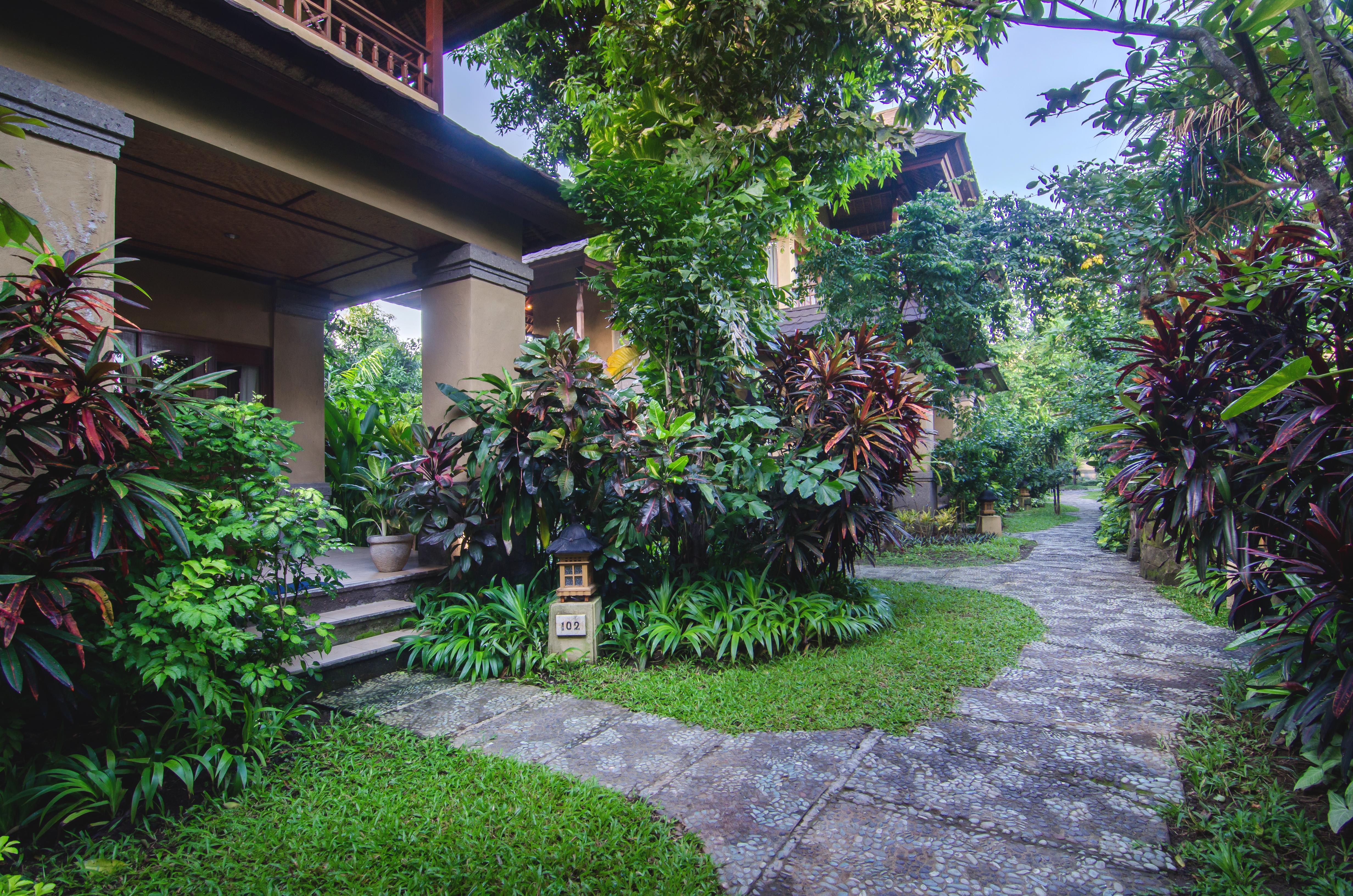 Sri Phala Resort & Villa Sanur Exteriör bild