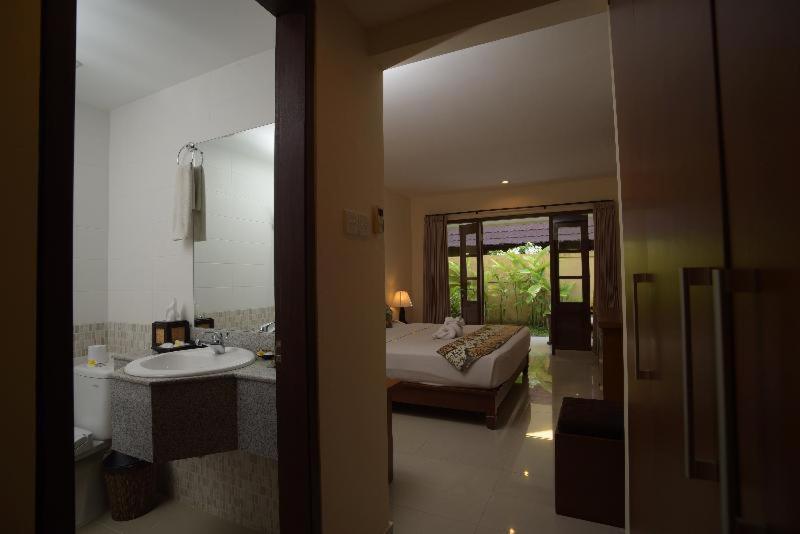 Sri Phala Resort & Villa Sanur Rum bild